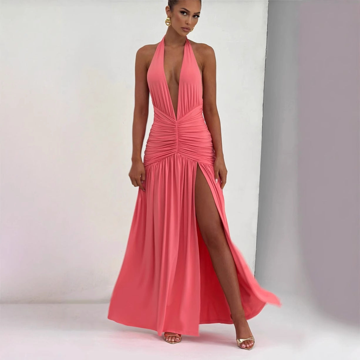 Solid-color neckline slit dress