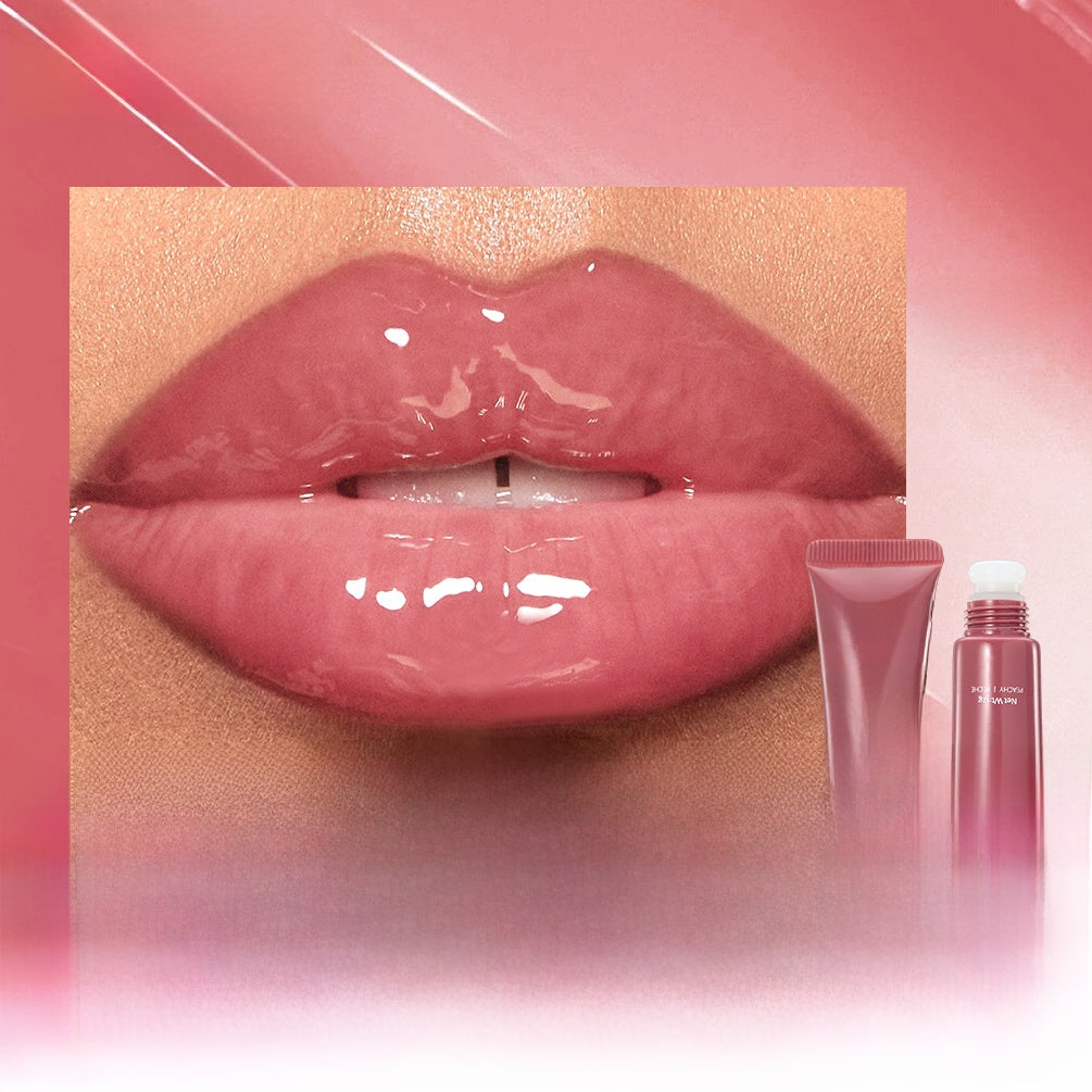 Colored lip gloss liquid