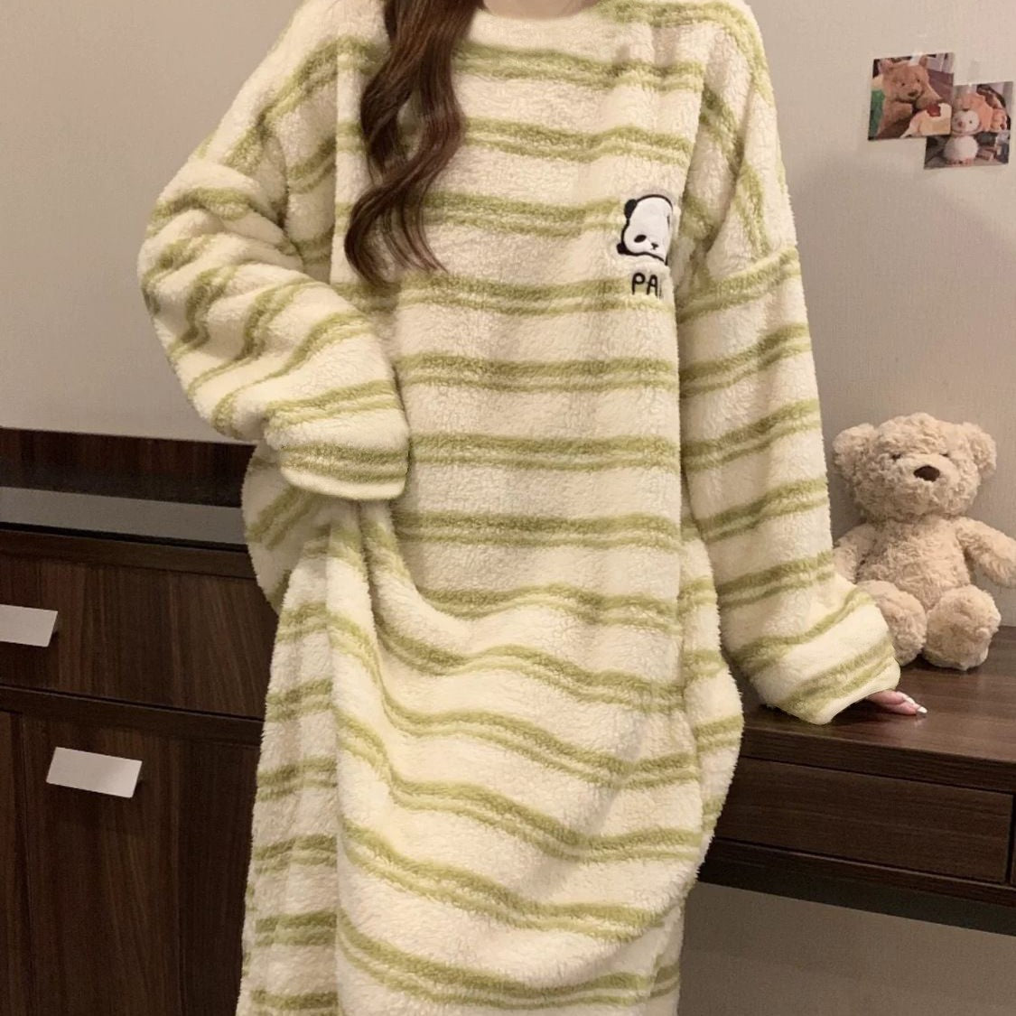 Coral fiber nightgown for women