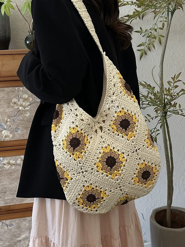 Hollowed-out flower woven bag