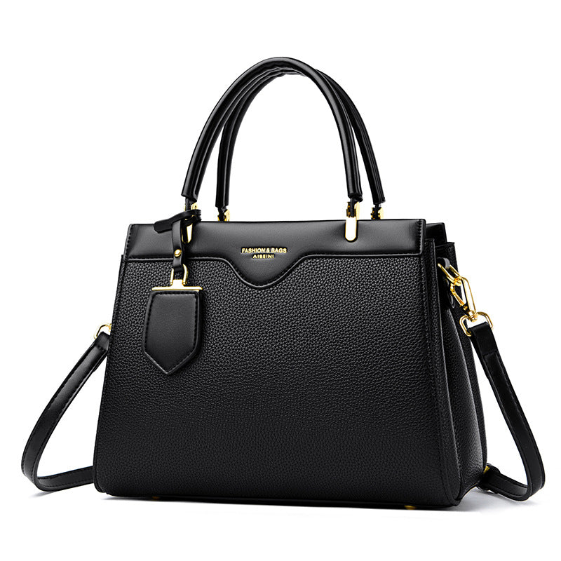 Handbags are versatile for women in autumn
