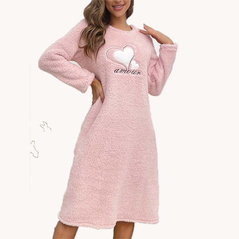 Foreign trade autumn and winter pink love flannel long sleeve padded nightgown pullover long cute European and American style home clothes