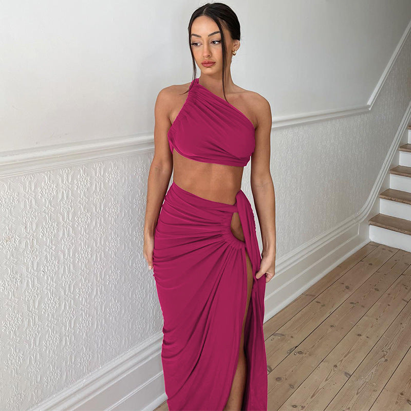 Backless, strapless and slit skirt