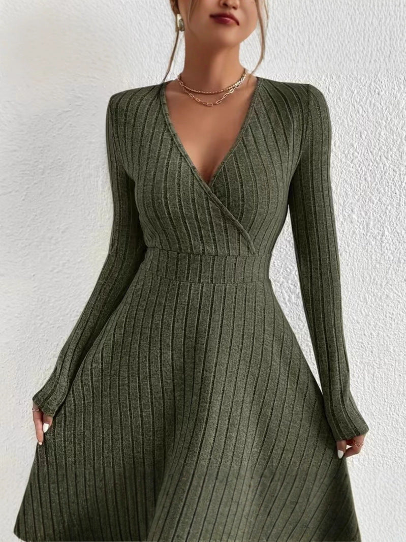 slim pleated skirt dress