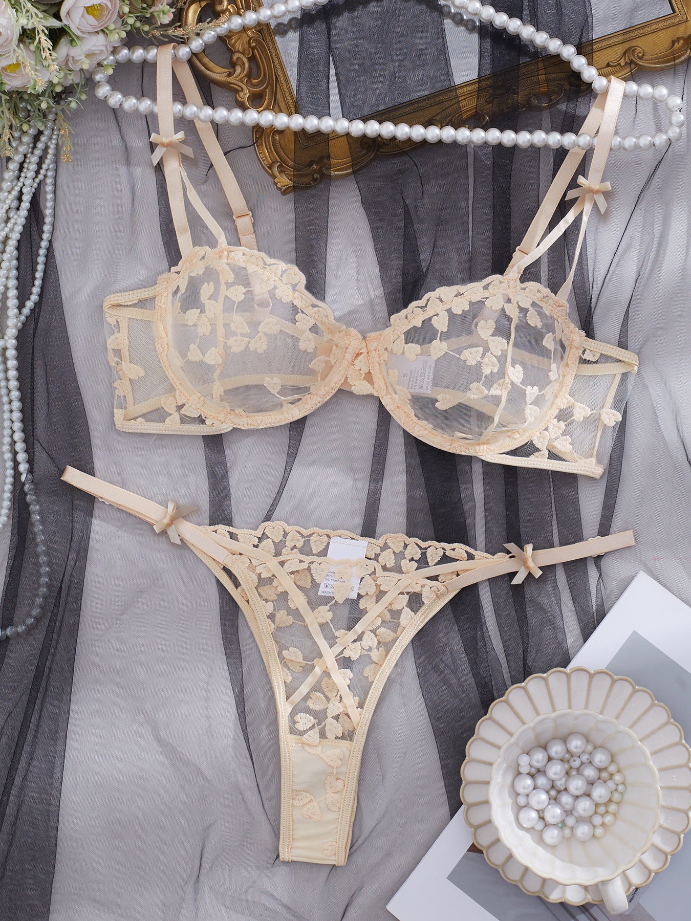 Lace sexy lingerie set for women