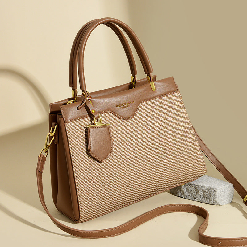 Handbags are versatile for women in autumn