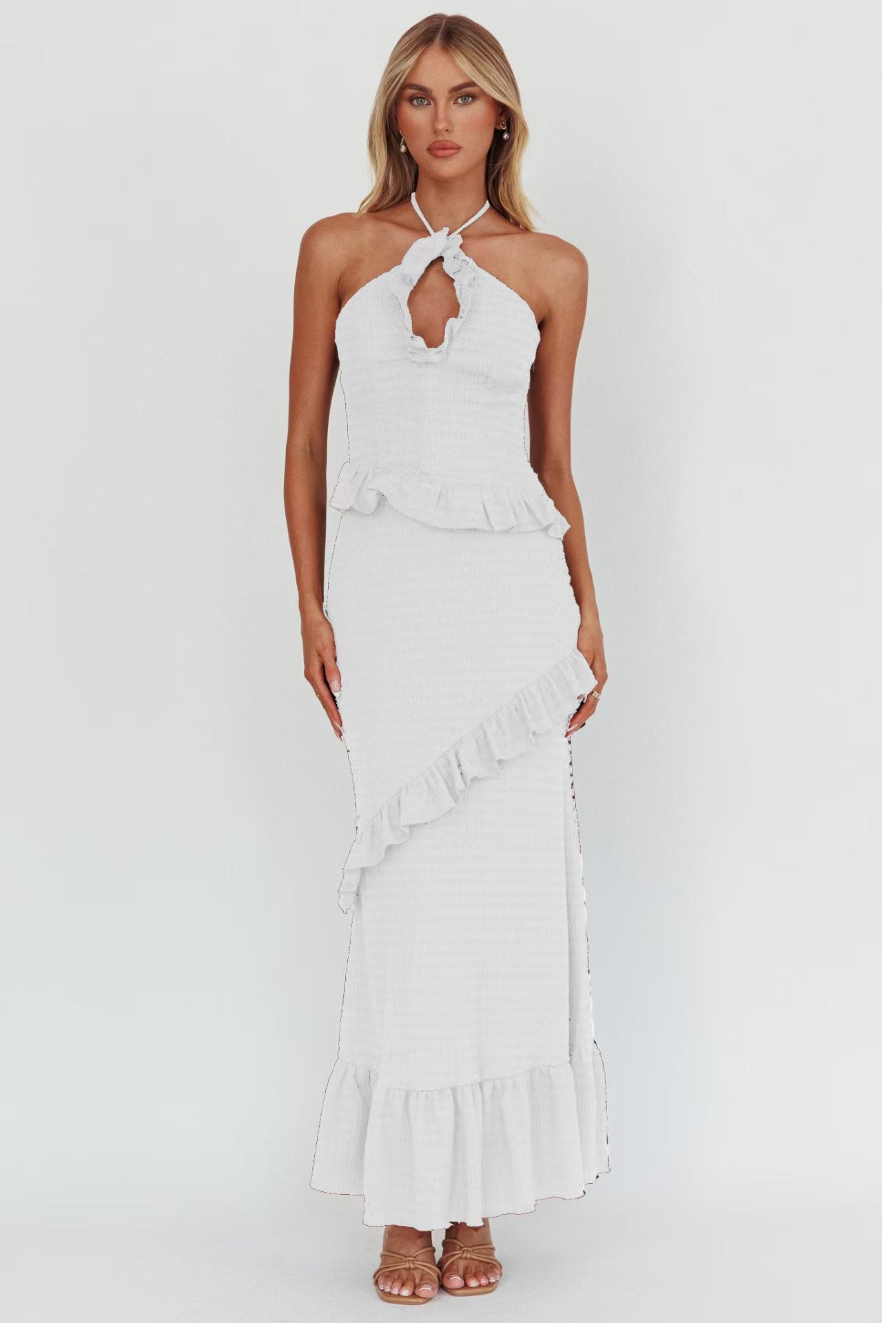 Deep V-neck long dress in dark style