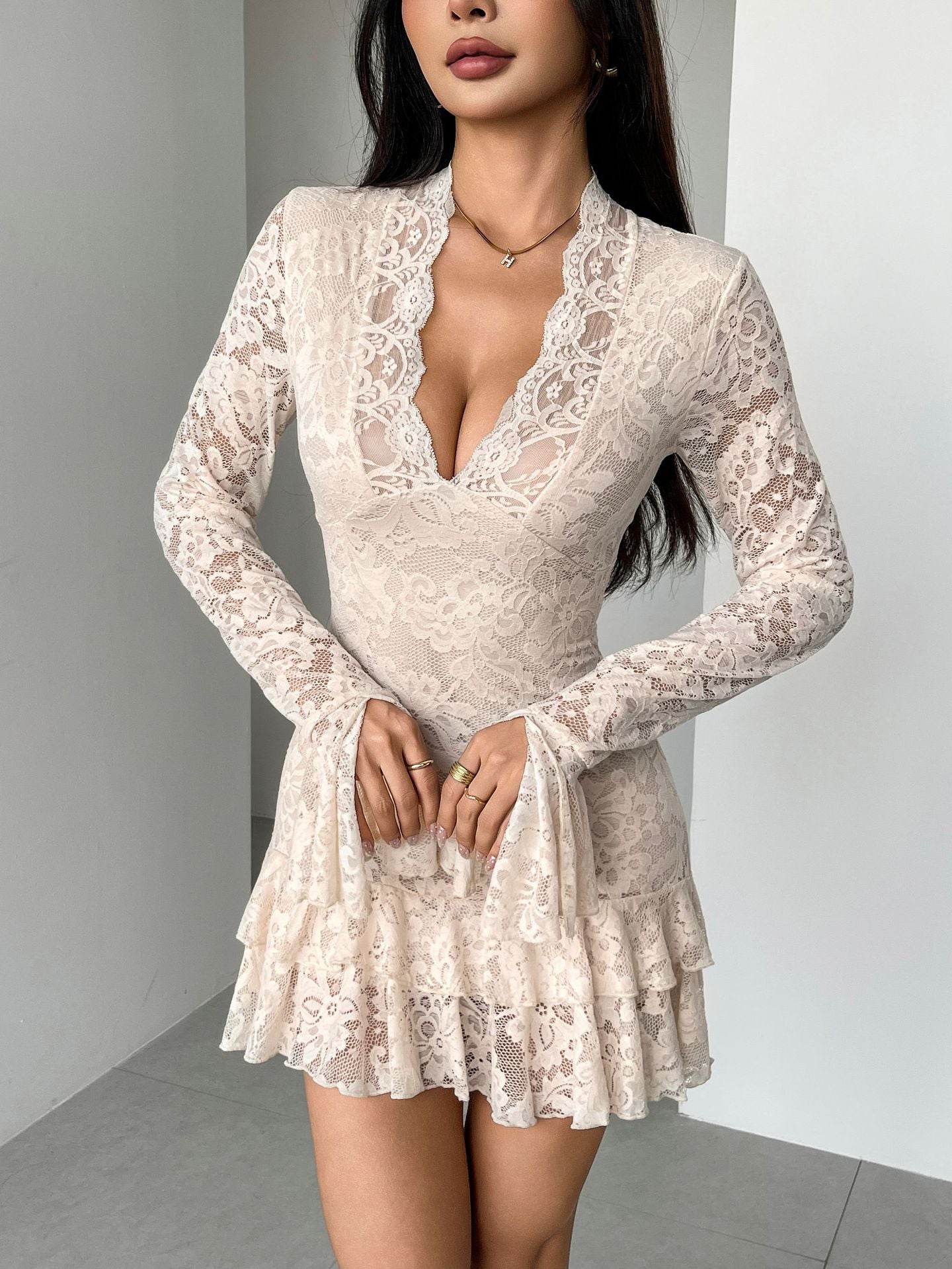 New autumn and winter lace dress