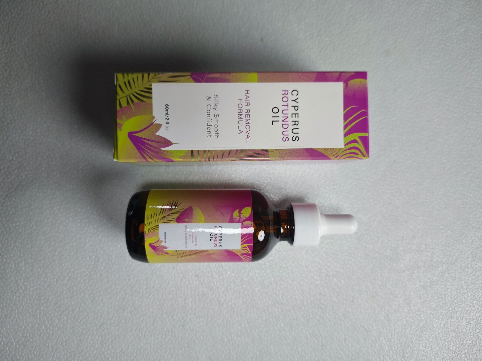 Moisturizing, soothing, and gentle hair removal essence oil