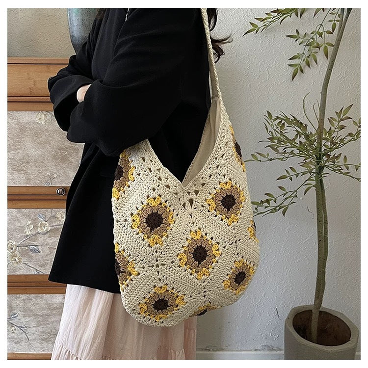 Hollowed-out flower woven bag