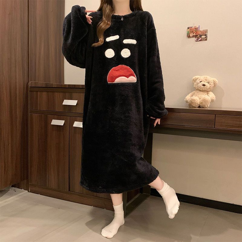 Coral fiber nightgown for women