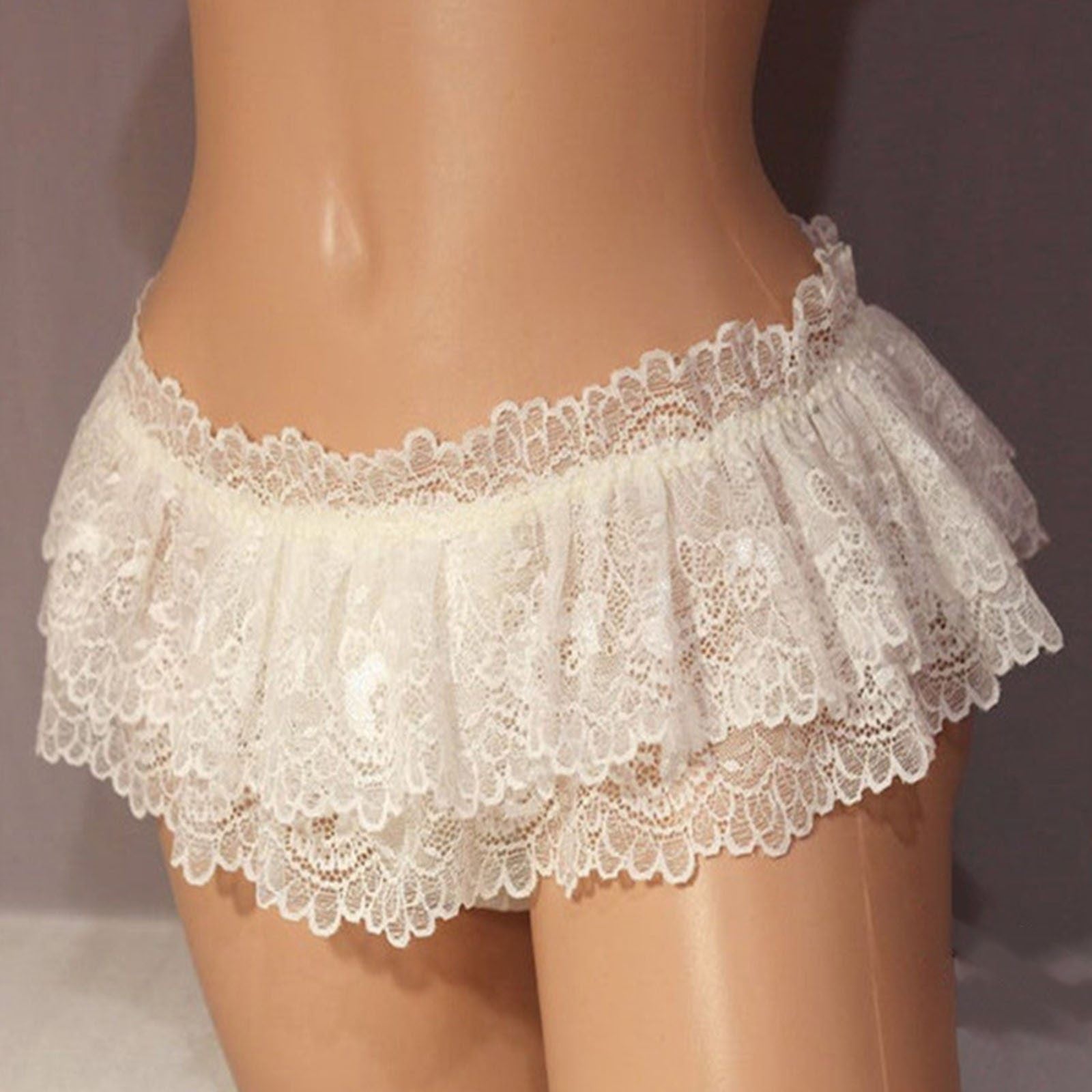 Stylish solid color low-waisted lace mini skirt